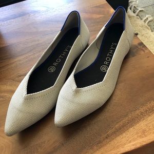 Brand new Rothys in 9.5